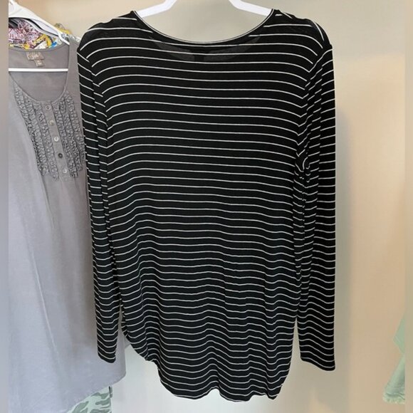 Ann Taylor Top Relaxed Tunic Black White Striped Knit Long Sleeve Small - Picture 4 of 7